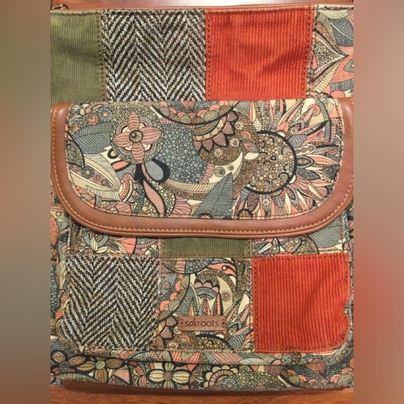 PRICE DROP! SakRoots Bohemian Patchwork Crossbody Bag - Picture 8 of 10